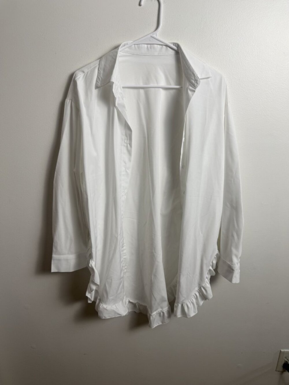 White Ruffle Hem Oversized Shirt Size XS – Hidden Button Front, Coquette Style